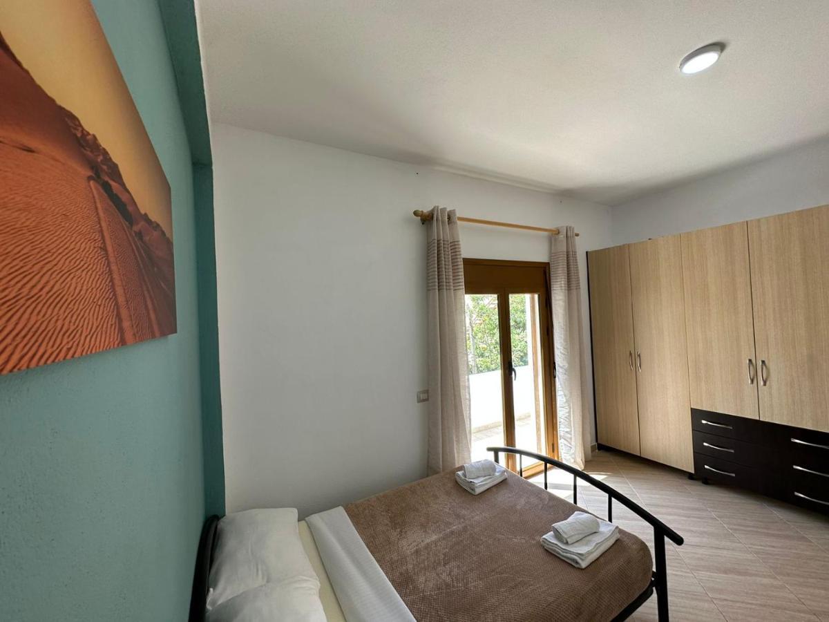 Vlora Villa With Private Parking Buitenkant foto
