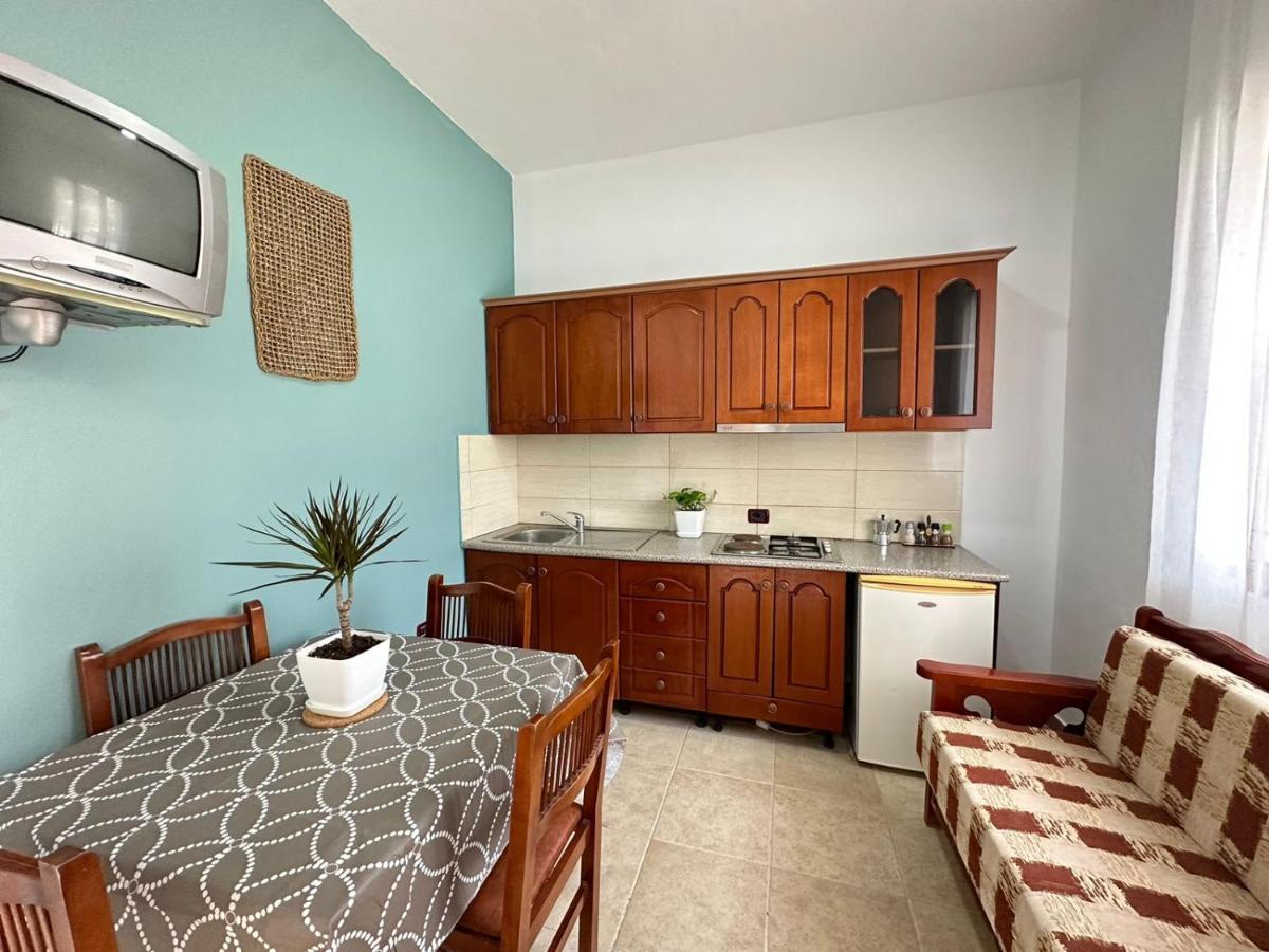 Vlora Villa With Private Parking Buitenkant foto