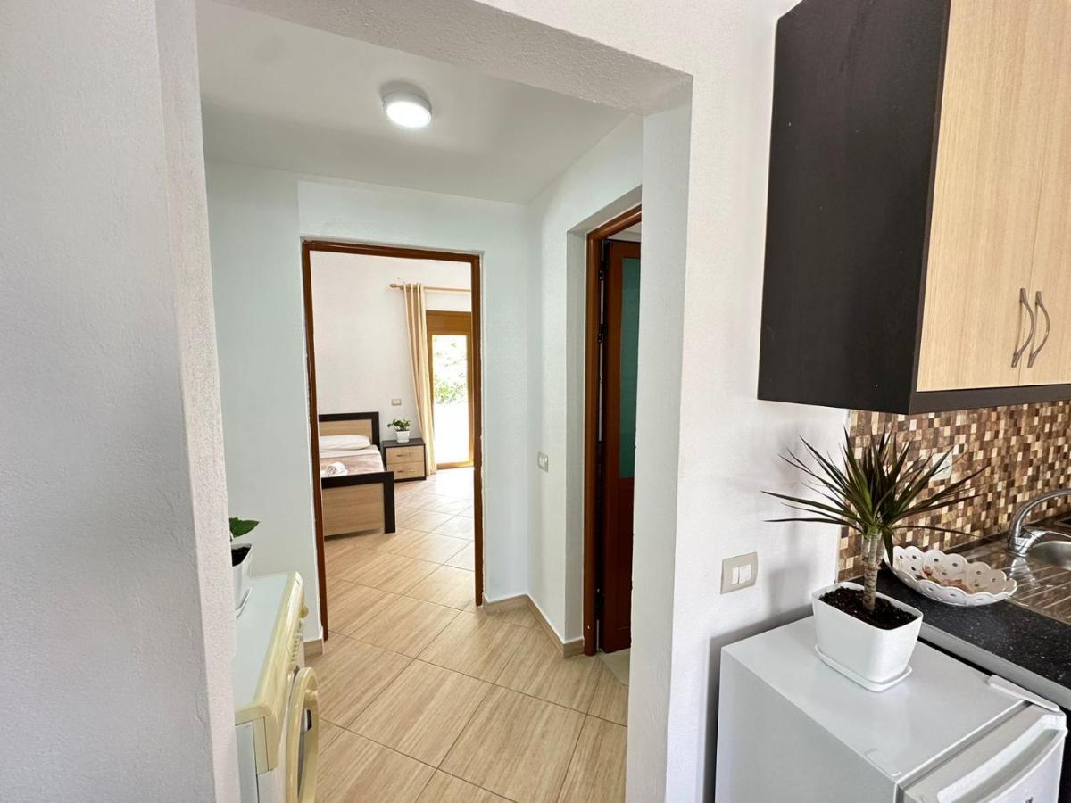 Vlora Villa With Private Parking Buitenkant foto