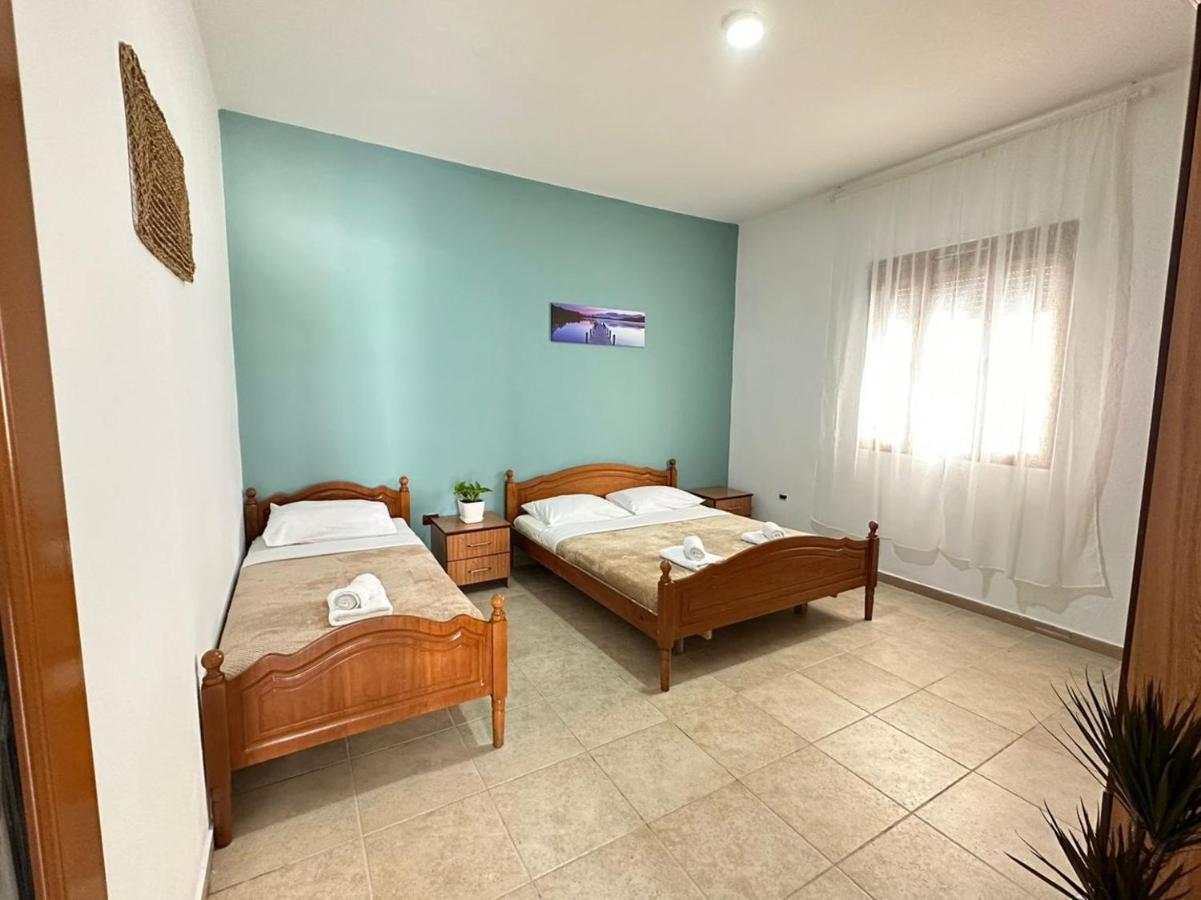 Vlora Villa With Private Parking Buitenkant foto