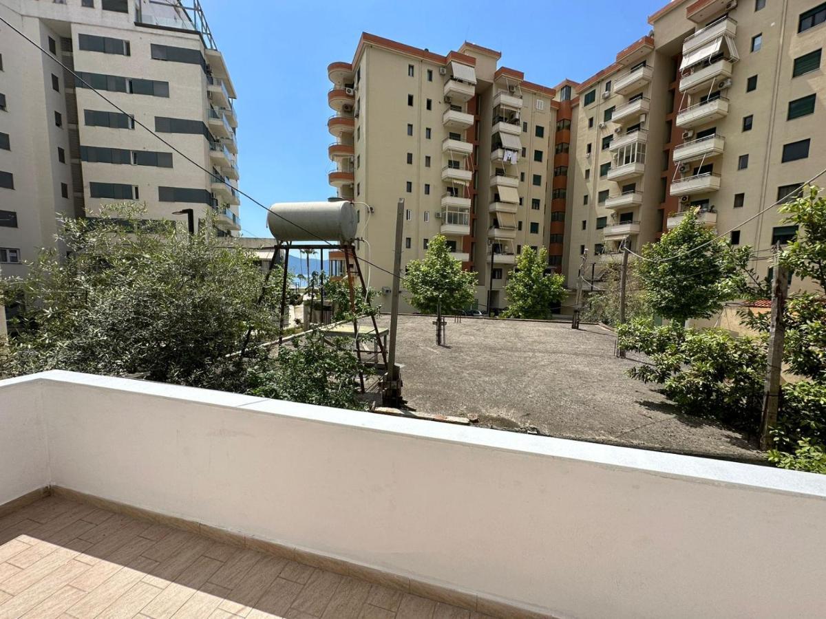 Vlora Villa With Private Parking Buitenkant foto
